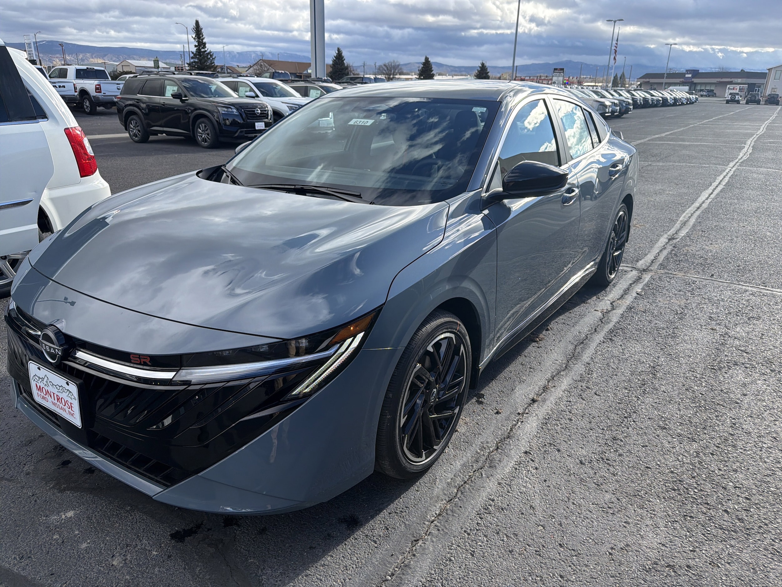 2026 Nissan Sentra SR's photo