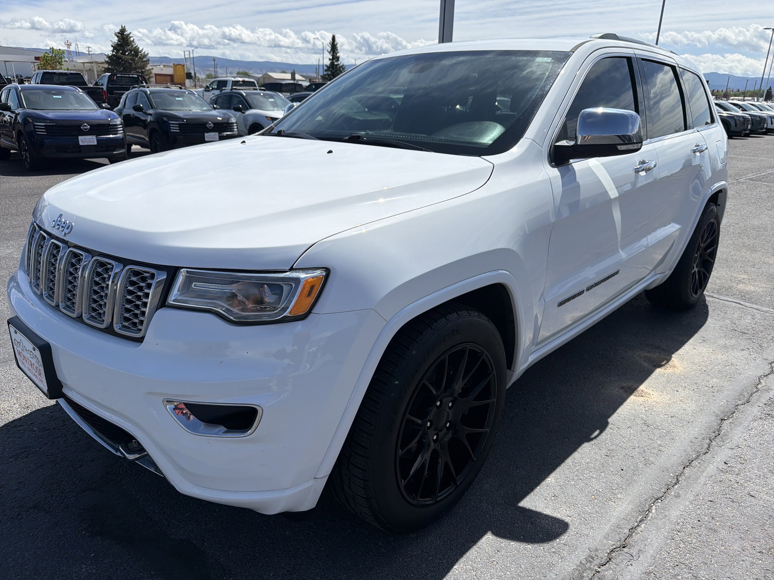 2020 Jeep Grand Cherokee Overland 4WD's photo