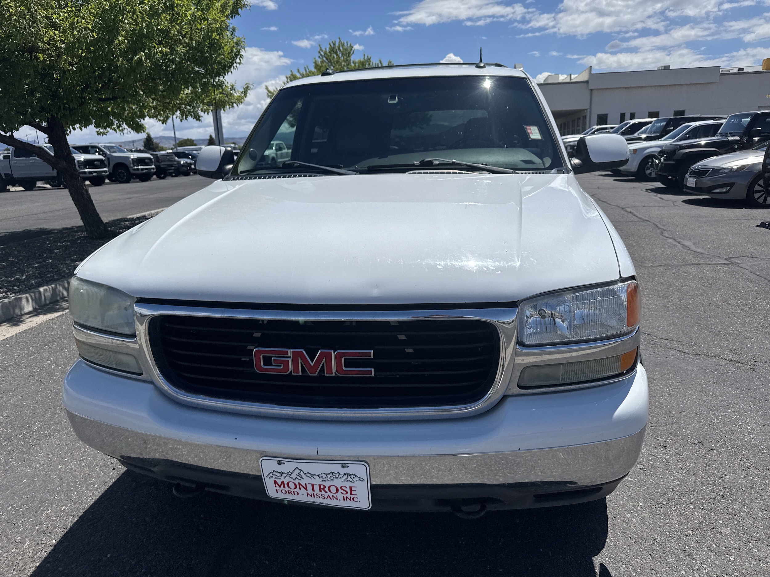 Used 2003 GMC Yukon XL SLE with VIN 3GKFK16ZX3G306966 for sale in Montrose, CO