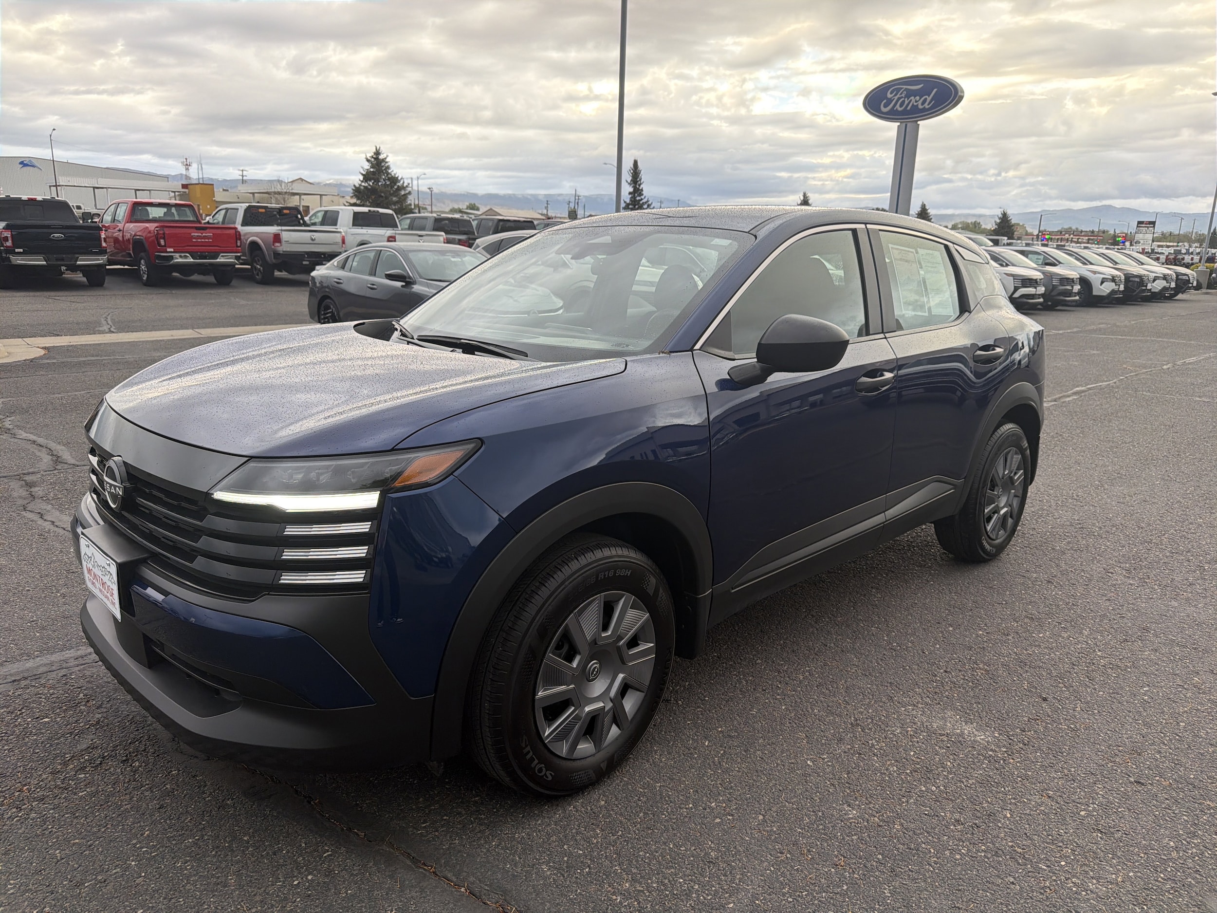 2025 Nissan Kicks S AWD