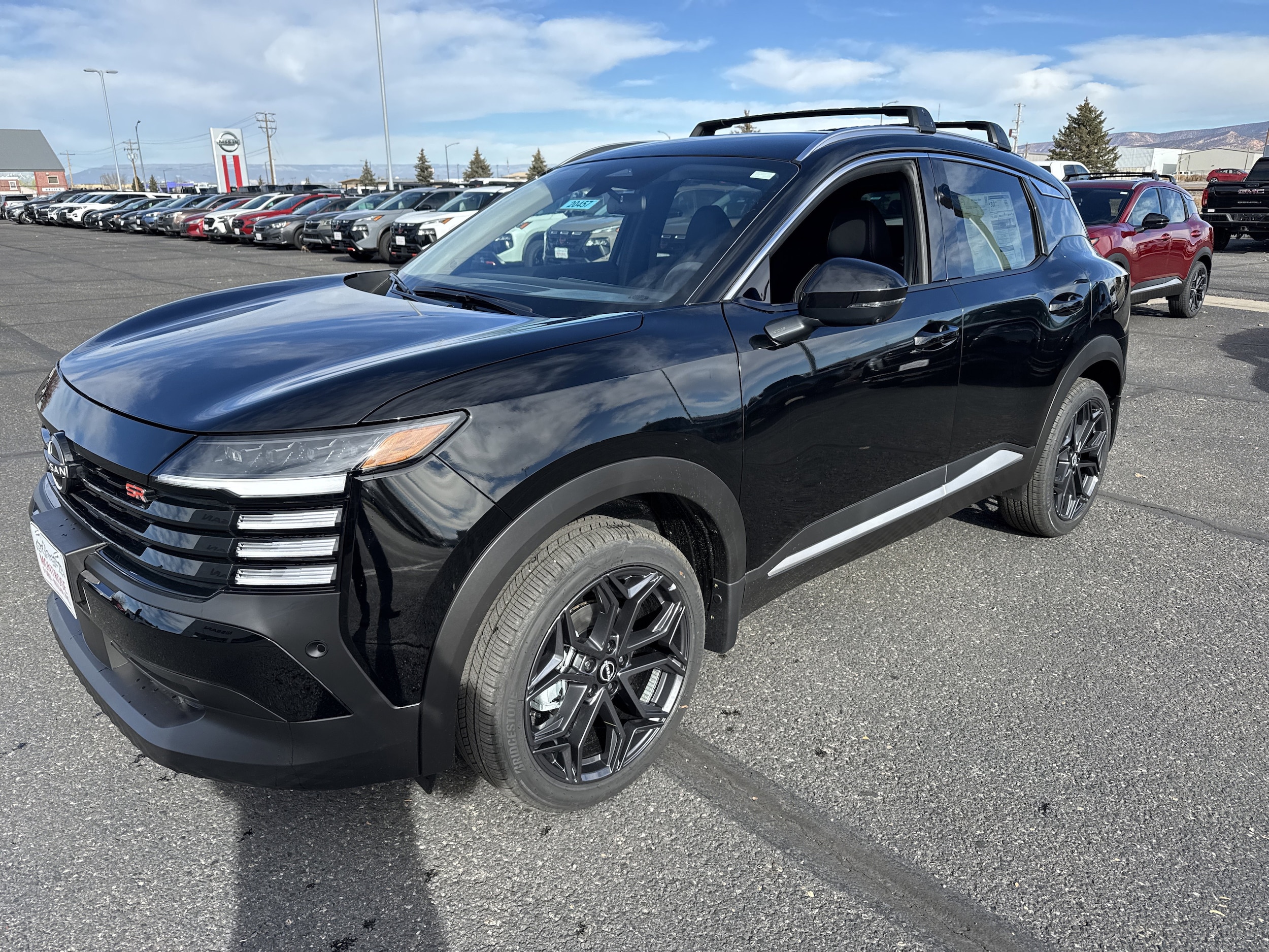 2026 Nissan KICKS SR AWD's photo