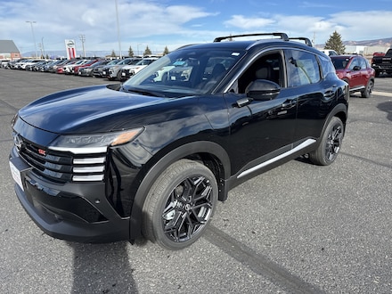 2026 Nissan Kicks SR SUV