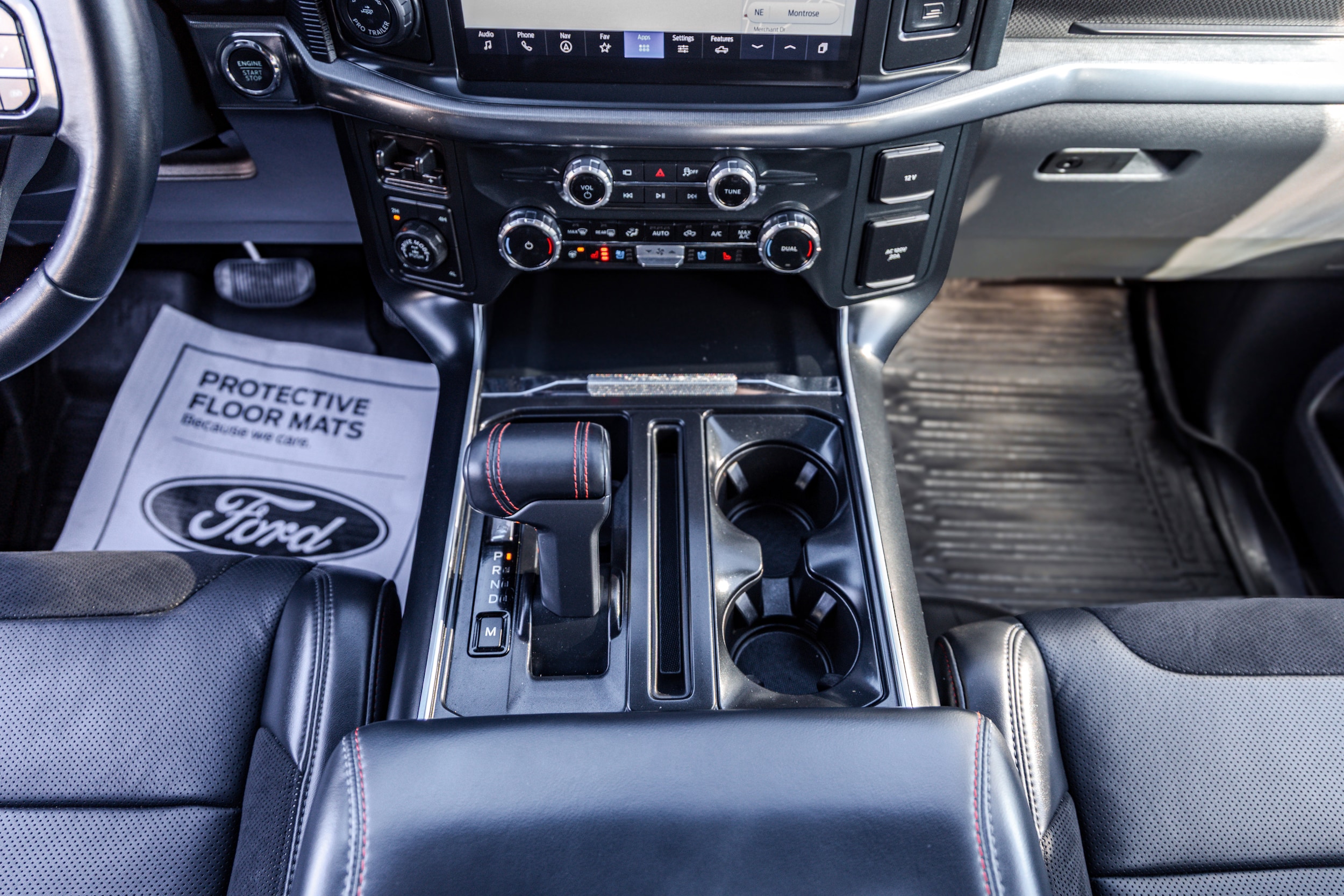 2025 Ford F-150 Raptor - Photo 12