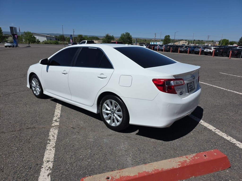 Used 2014 Toyota Camry SE V6 Sedan
