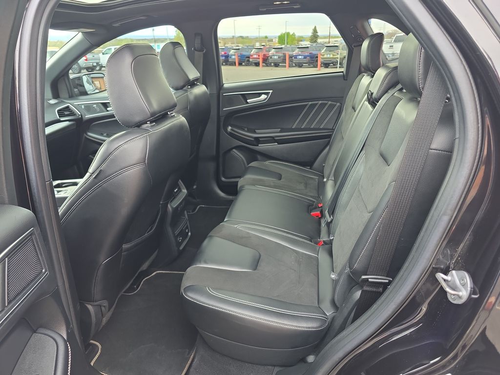 2022 Ford Edge ST - Photo 23