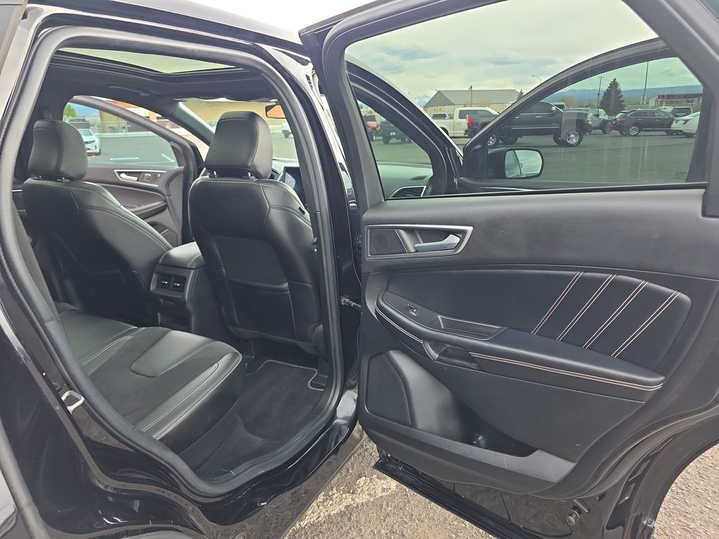 2022 Ford Edge ST - Photo 35