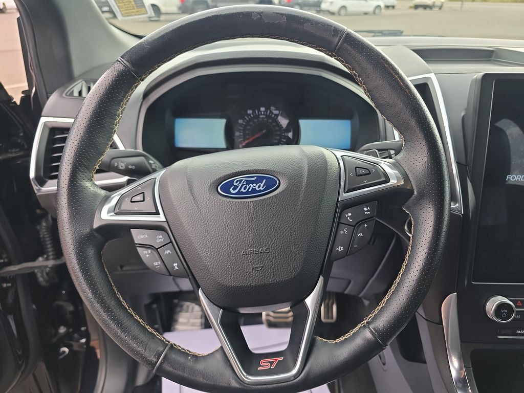 2022 Ford Edge ST - Photo 14
