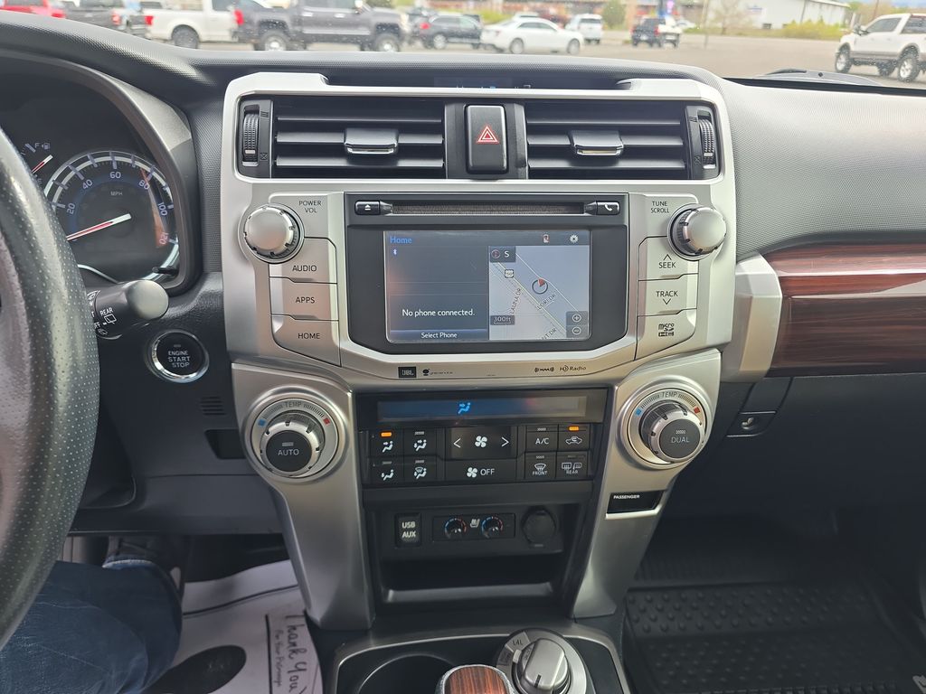 2016 Toyota 4Runner Limited - Photo 17