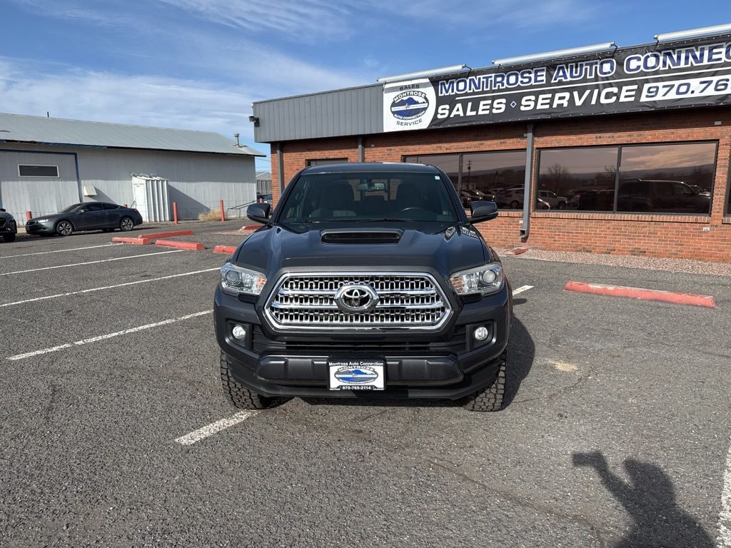 Used 2016 Toyota Tacoma SR5 V6 Truck Double Cab