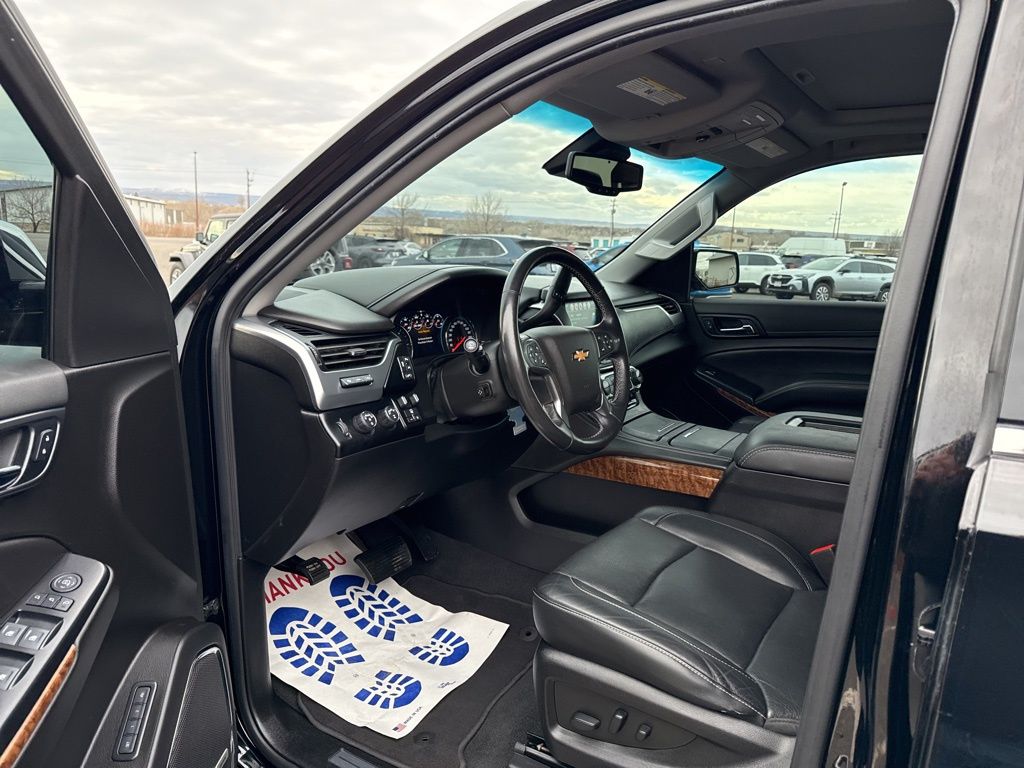 2020 Chevrolet Suburban Premier - Photo 13