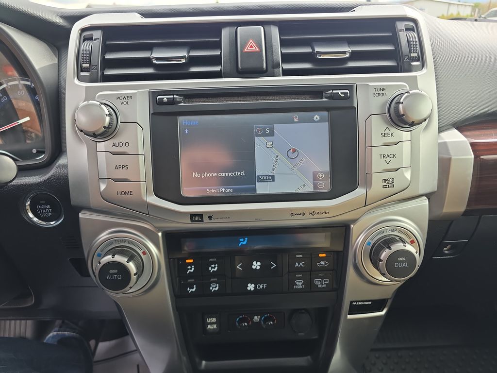2016 Toyota 4Runner Limited - Photo 18