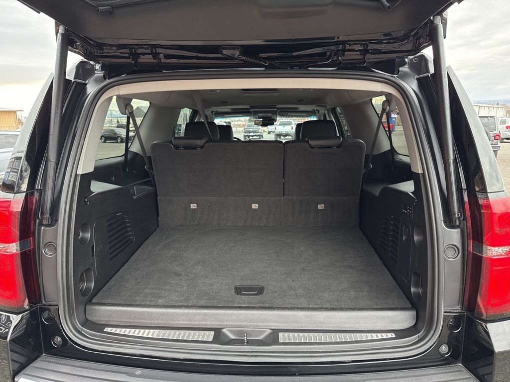 2020 Chevrolet Suburban Premier - Photo 23