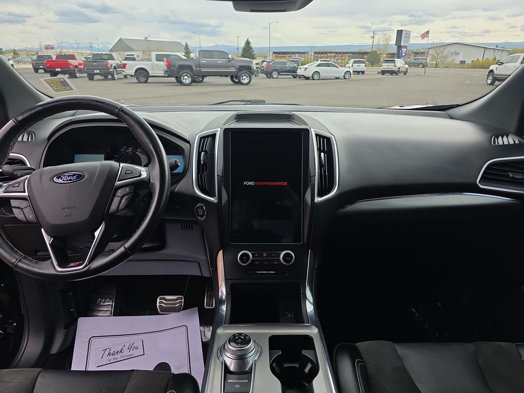 2022 Ford Edge ST - Photo 12