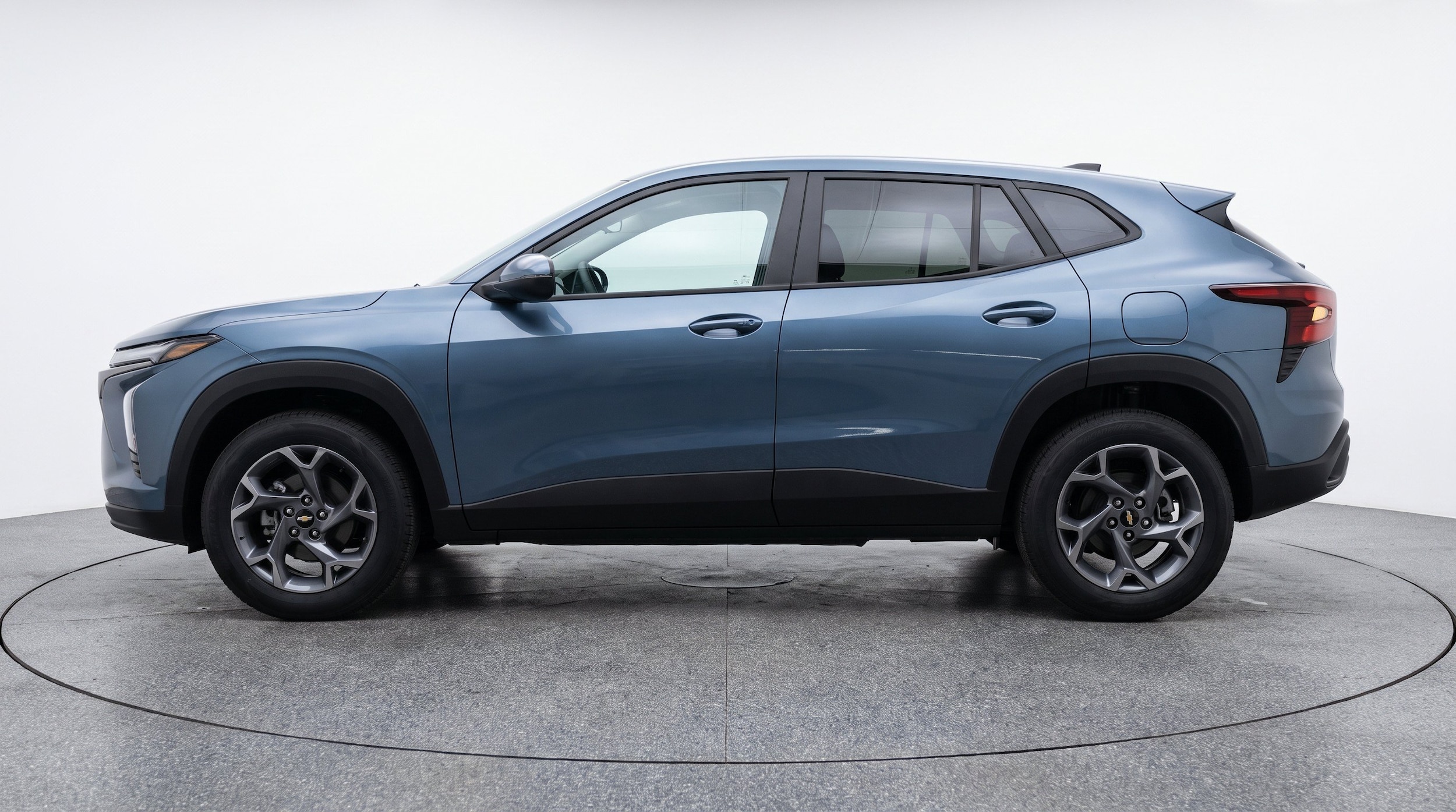 Thumbnail: 2025 Chevrolet Trax - 5