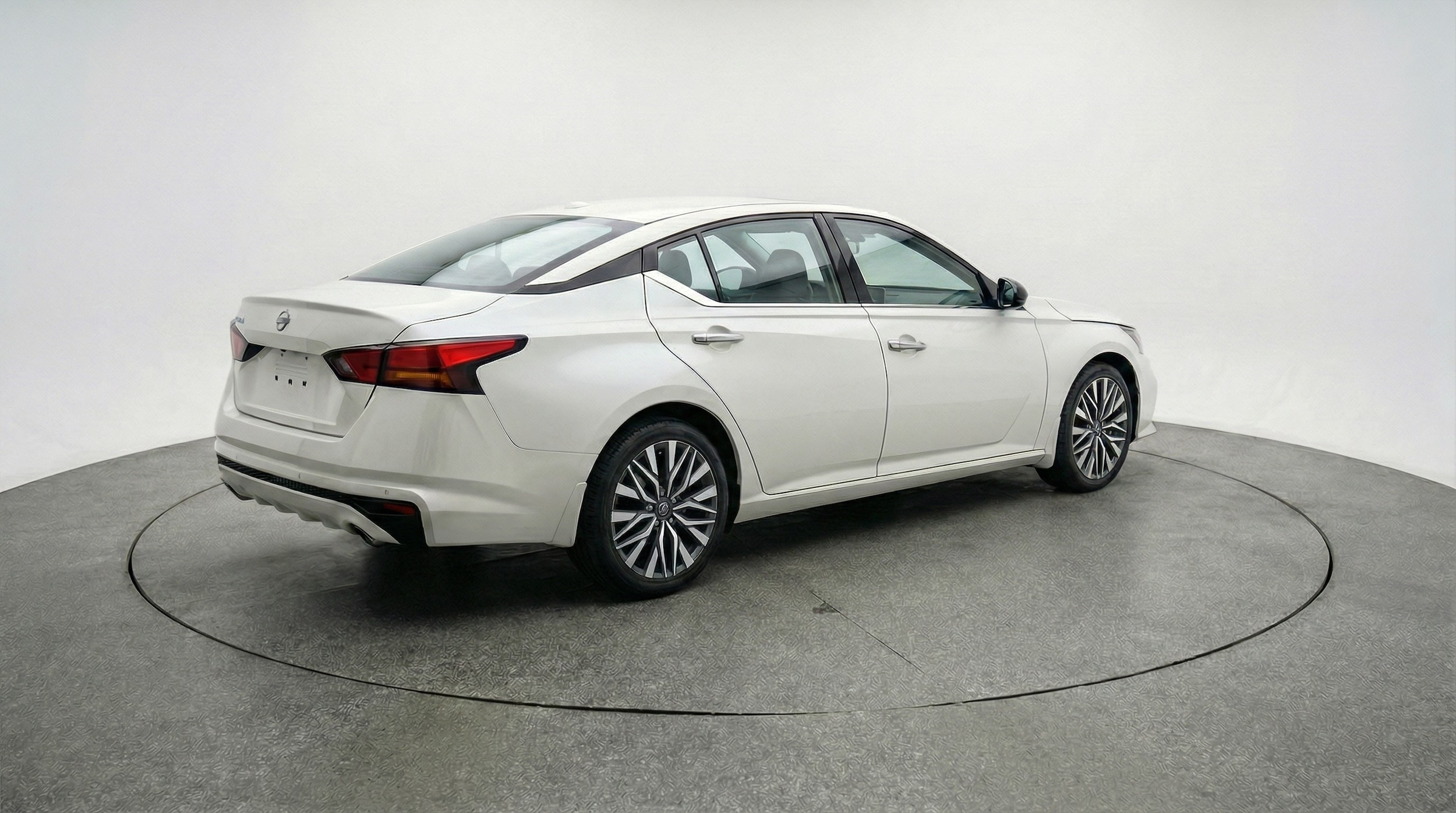 Thumbnail: 2025 Nissan Altima - 7