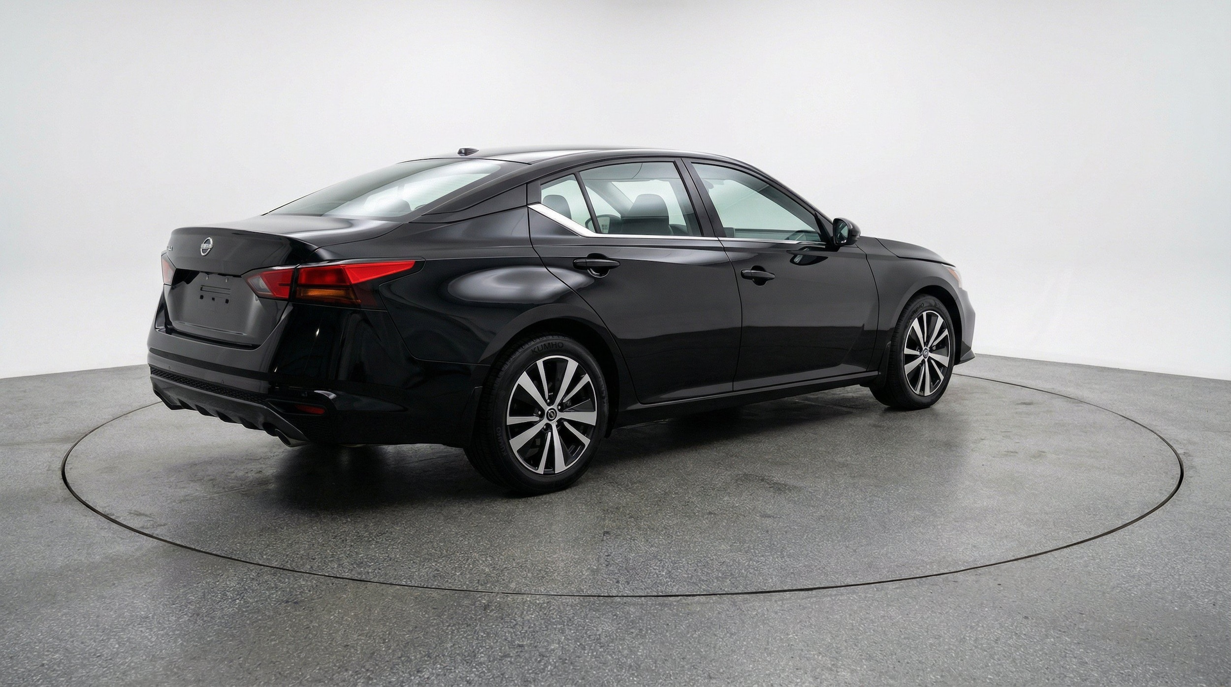 Thumbnail: 2025 Nissan Altima - 9