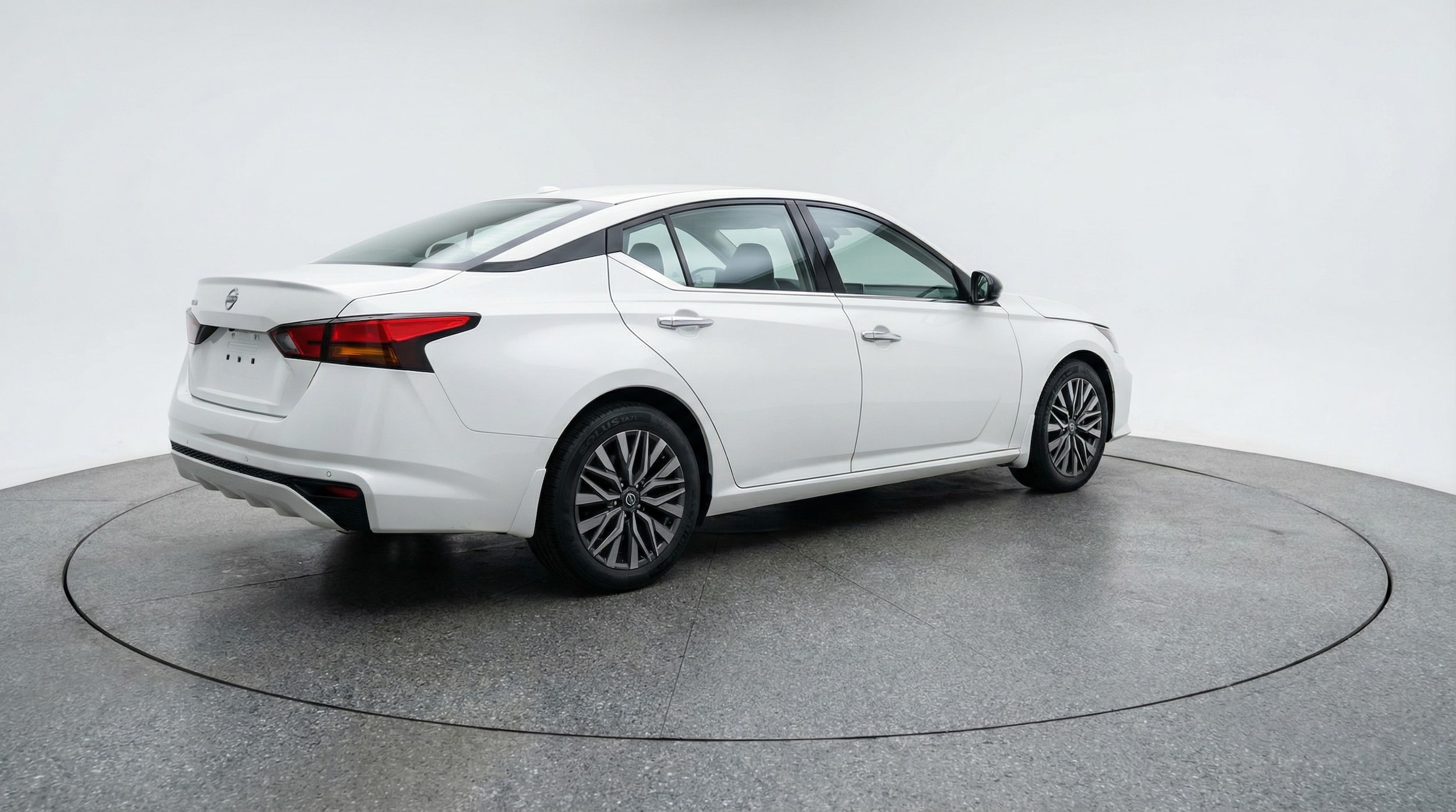 Thumbnail: 2025 Nissan Altima - 5