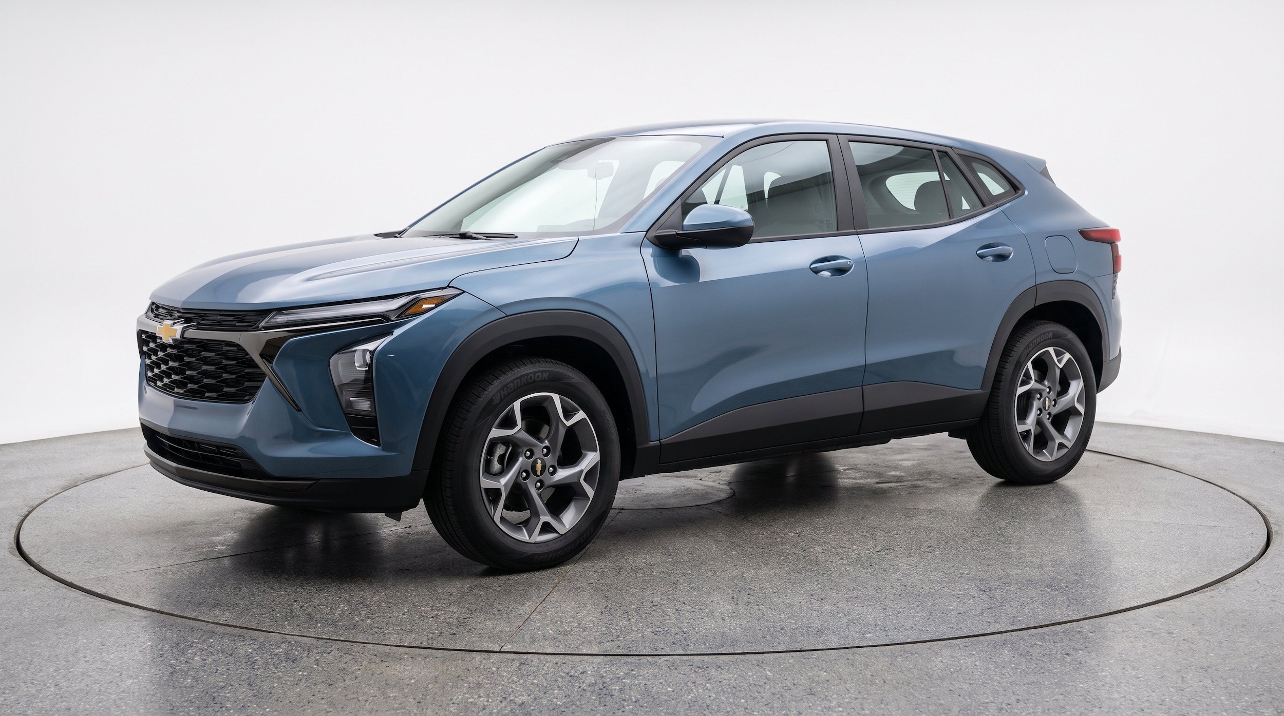 Thumbnail: 2025 Chevrolet Trax - 3
