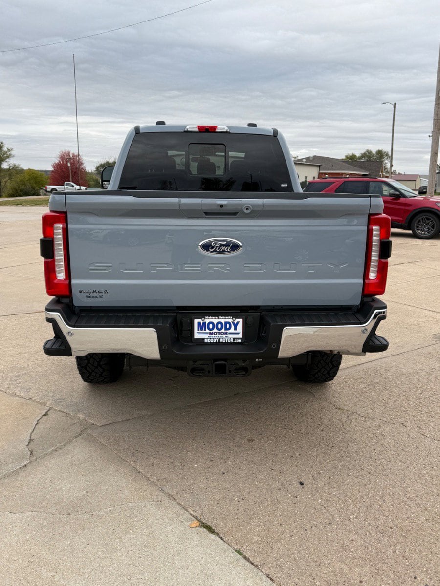 2026 Ford F-350 Super Duty Lariat - Photo 6