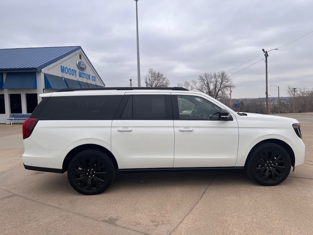 Used 2025 Ford Expedition Max Platinum SUV