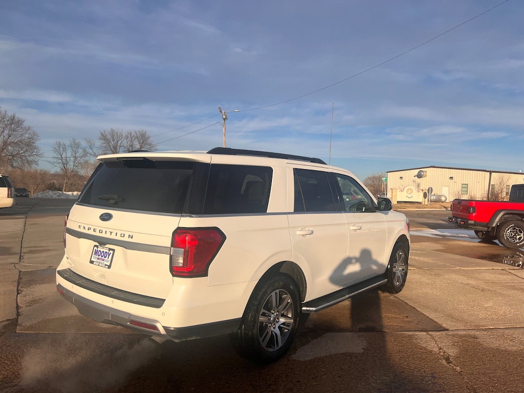 Used 2022 Ford Expedition XLT SUV