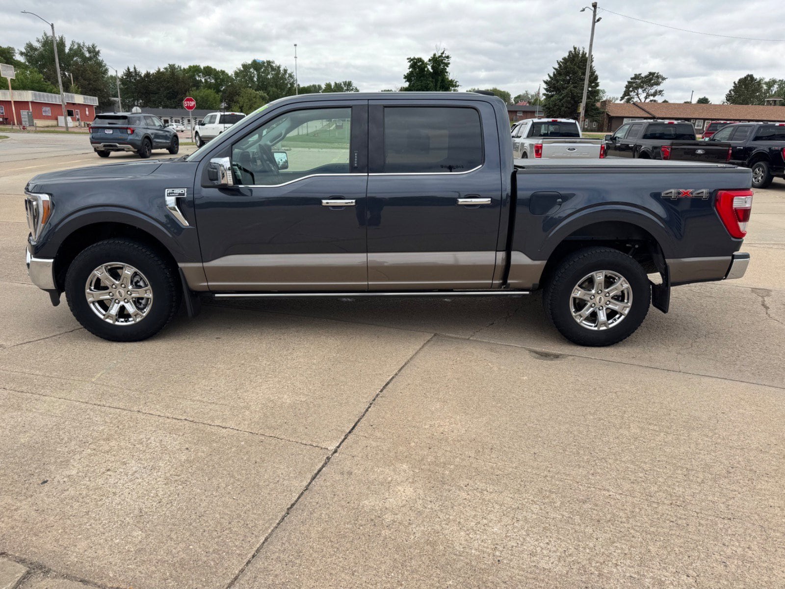 2022 Ford F-150 Lariat 4x4 SuperCrew 5-1/2 Box's photo