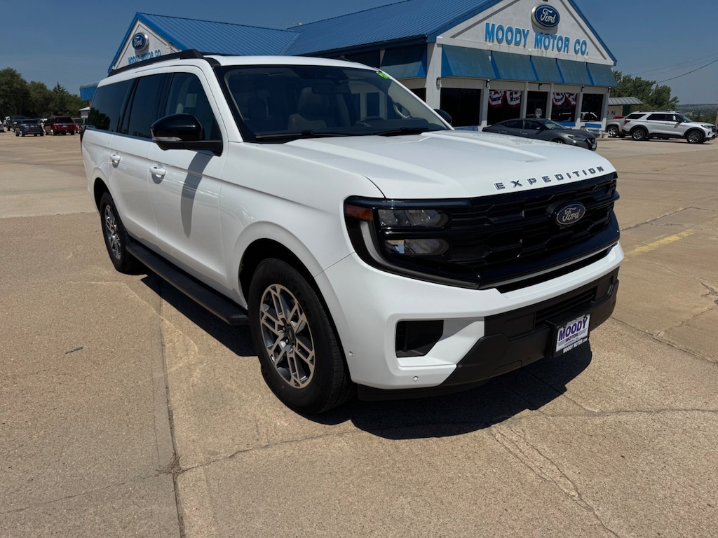 Used 2025 Ford Expedition Max Active SUV