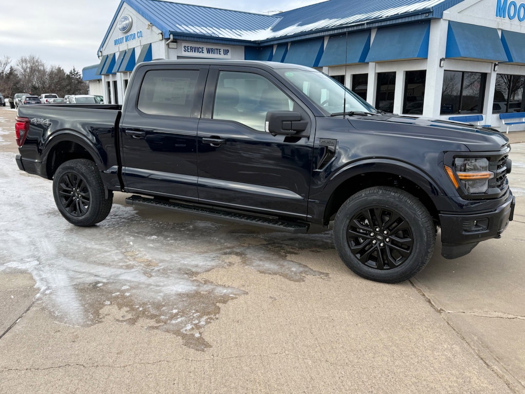 New 2025 Ford F-150 XLT Truck SuperCrew Cab