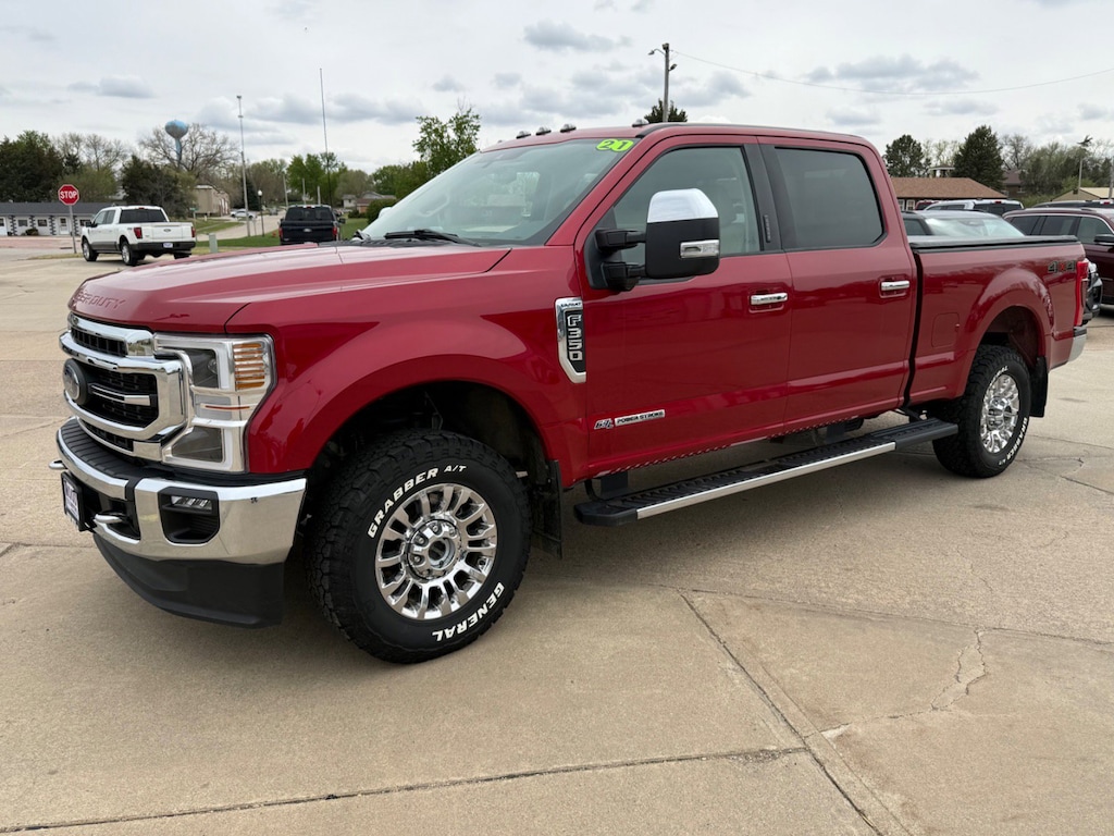 Used 2021 Ford Super Duty F-350 SRW LARIAT Truck Crew Cab