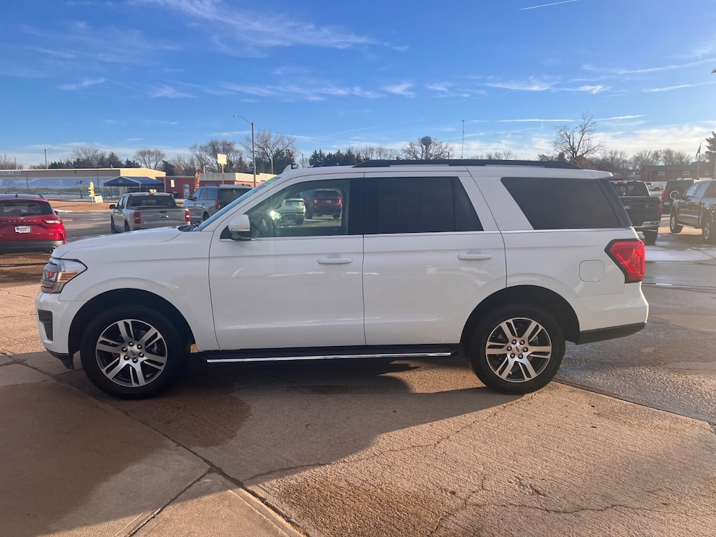 Used 2022 Ford Expedition XLT SUV