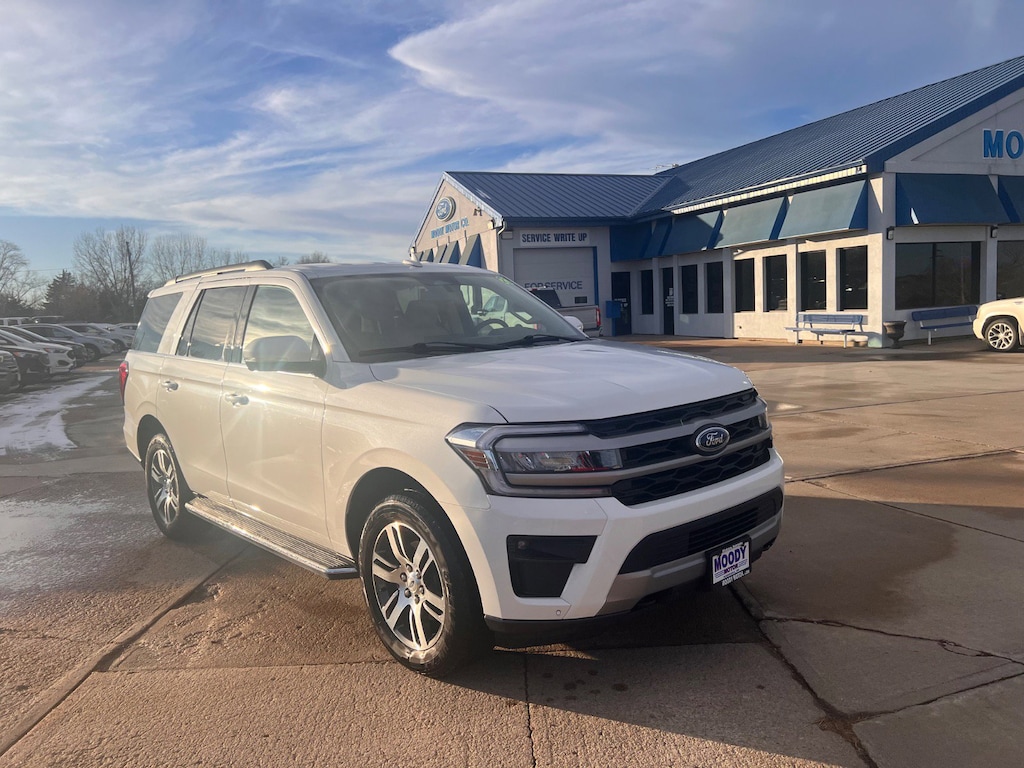 Used 2022 Ford Expedition XLT SUV