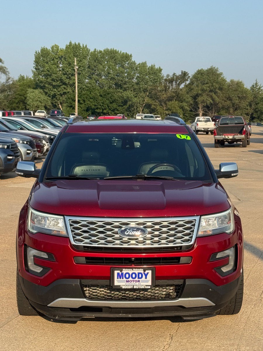 Used 2017 Ford Explorer Platinum with VIN 1FM5K8HT9HGE41864 for sale in Niobrara, NE