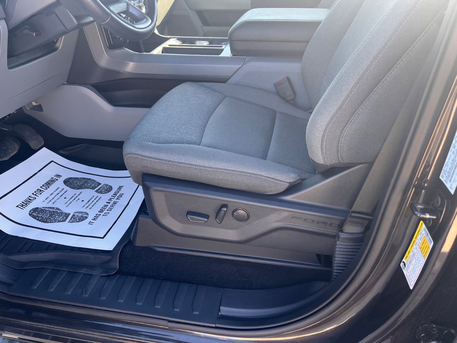 2024 Ford F-150 XLT - Photo 12