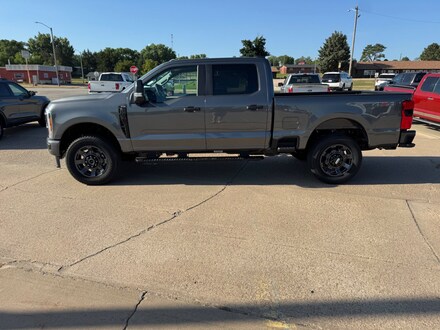 2026 Ford Super Duty F-350 SRW Truck Crew Cab