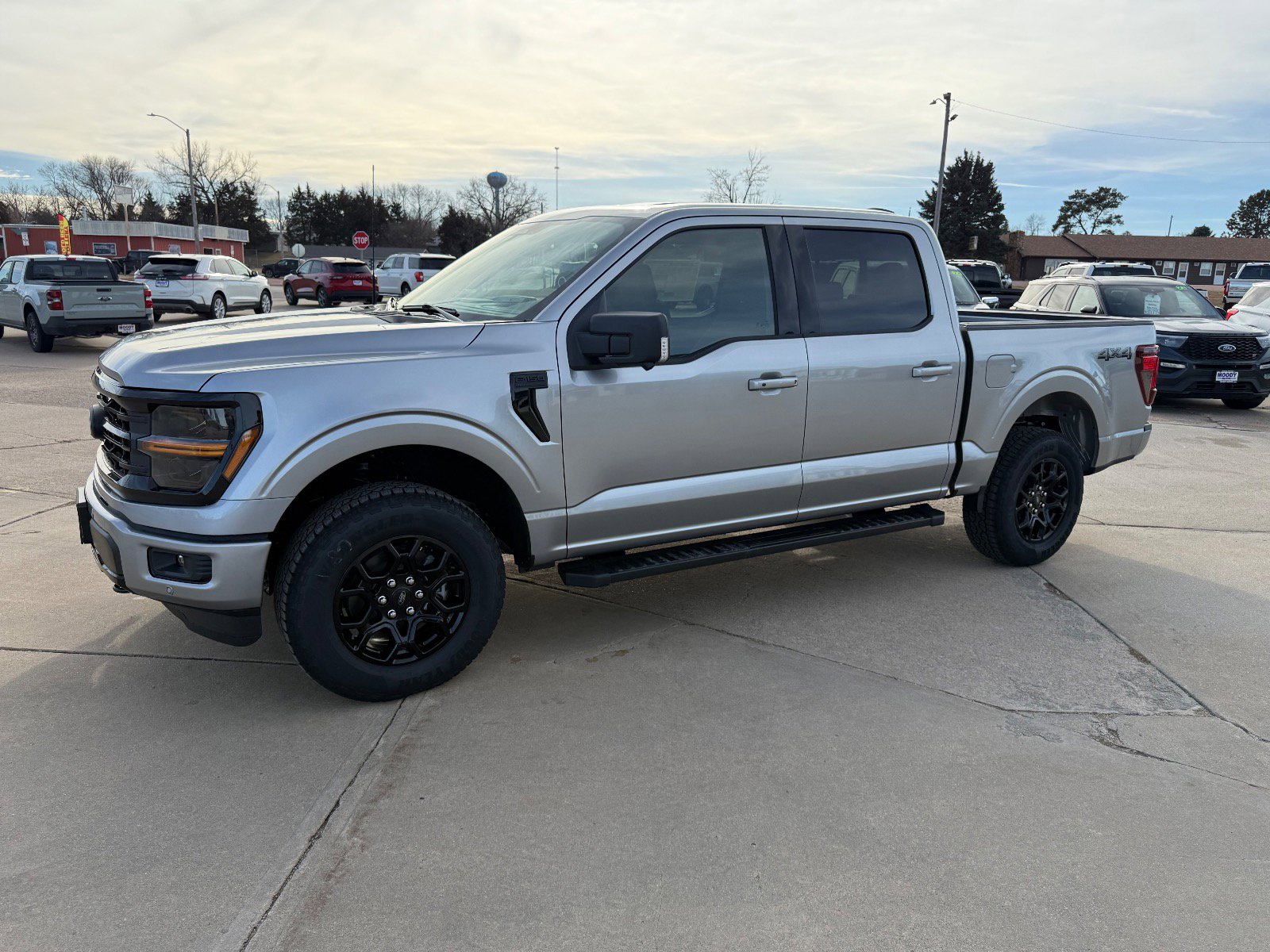 2025 Ford F-150 XLT's photo