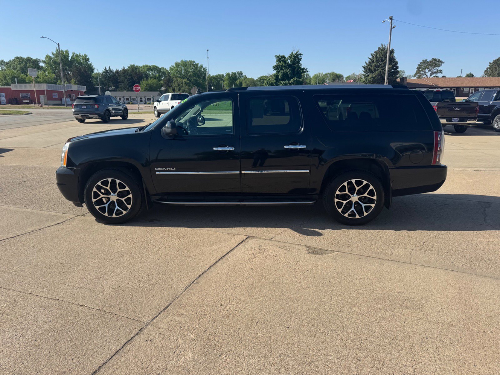 2014 GMC Yukon Denali AWD's photo
