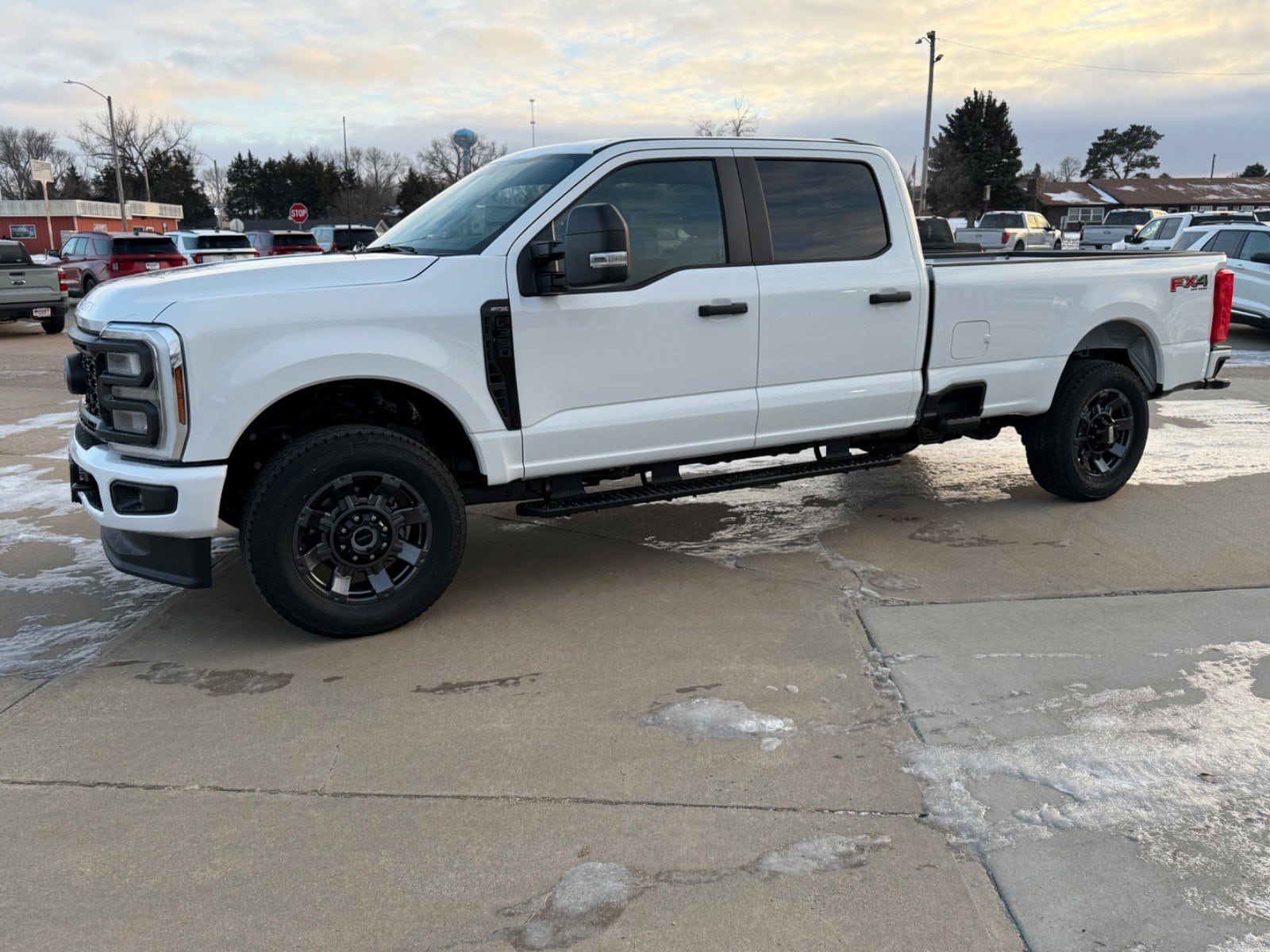 2026 Ford F-350 Super Duty XL's photo