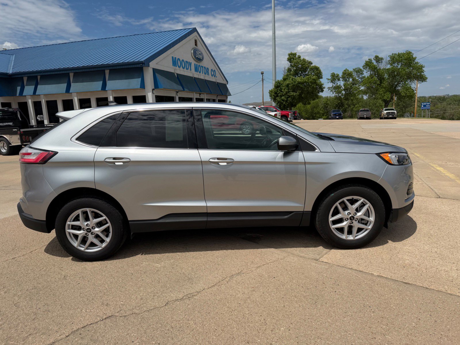 2024 Ford Edge SEL AWD's photo