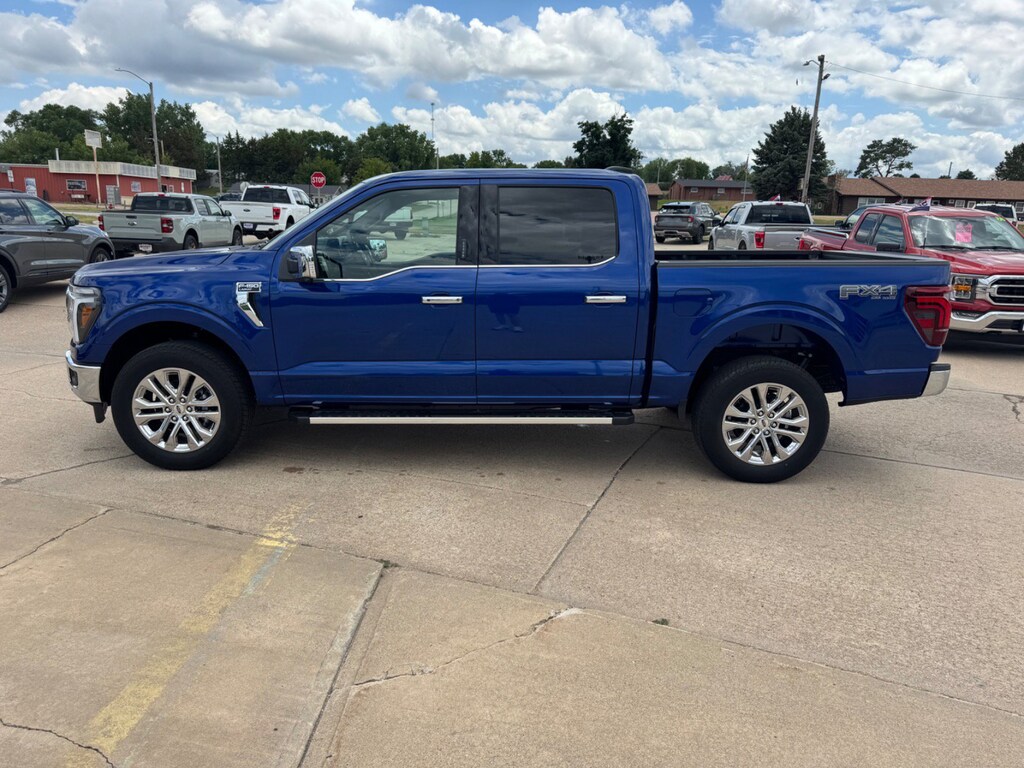 New 2026 Ford F-150 LARIAT Truck SuperCrew Cab