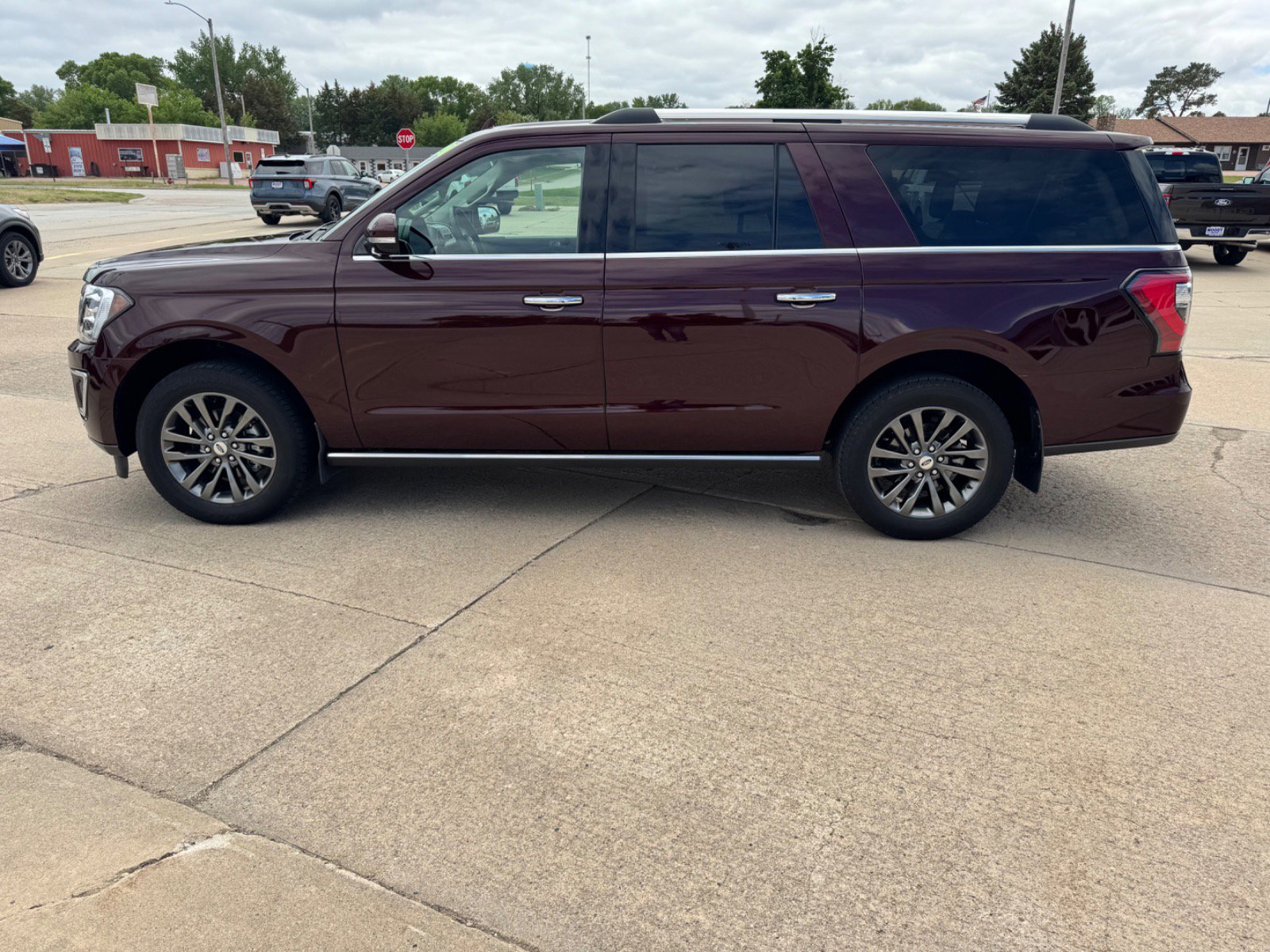2021 Ford Expedition Limited MAX 4x4's photo