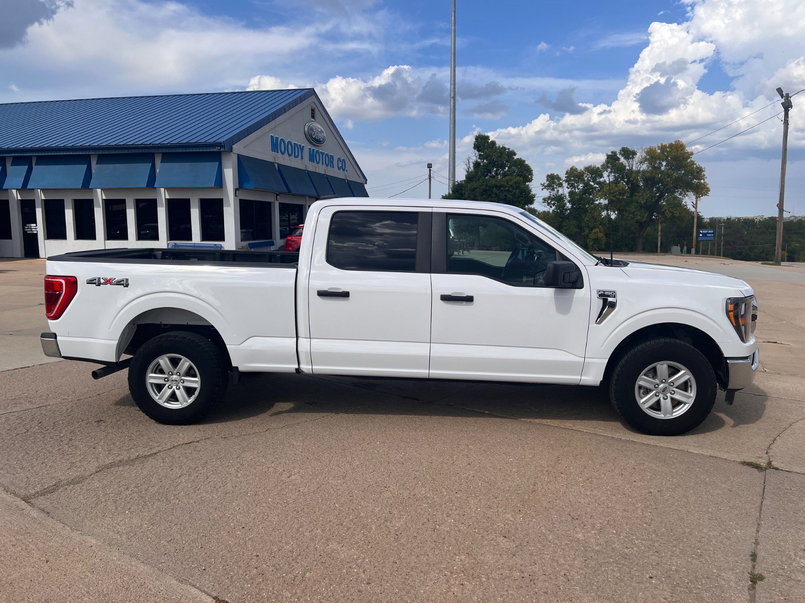 2023 Ford F-150 XLT's photo