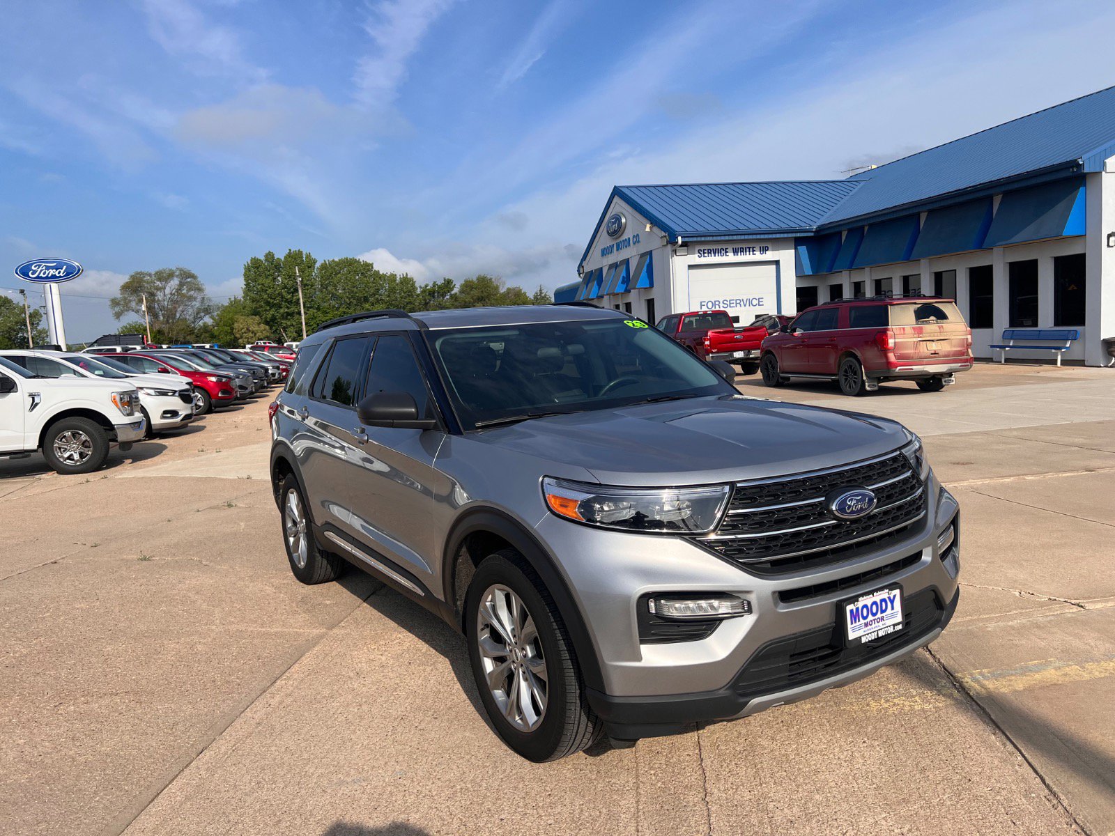 Used 2023 Ford Explorer XLT with VIN 1FMSK8DH1PGA72890 for sale in Niobrara, NE
