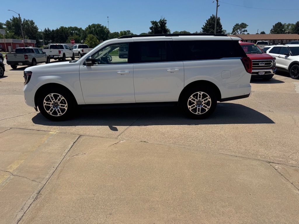 Used 2025 Ford Expedition Max Active SUV