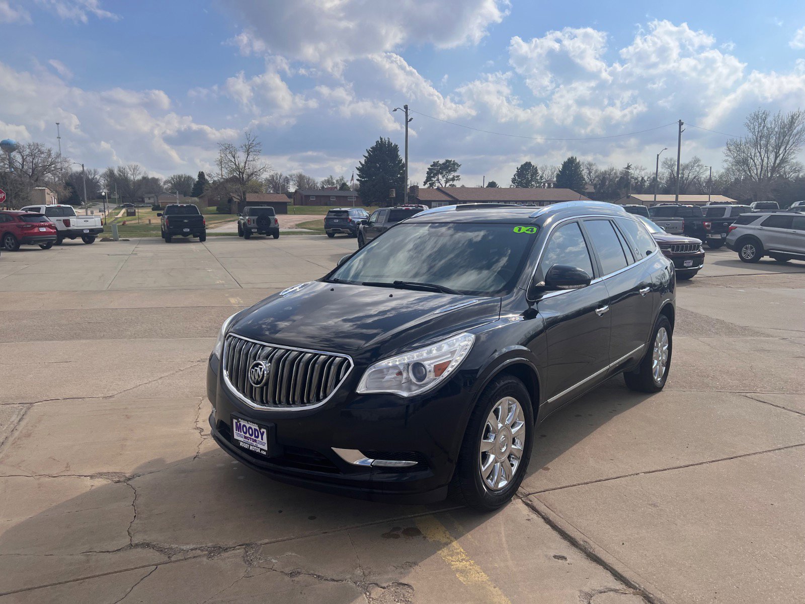 Used 2014 Buick Enclave Leather with VIN 5GAKVBKD1EJ293223 for sale in Niobrara, NE