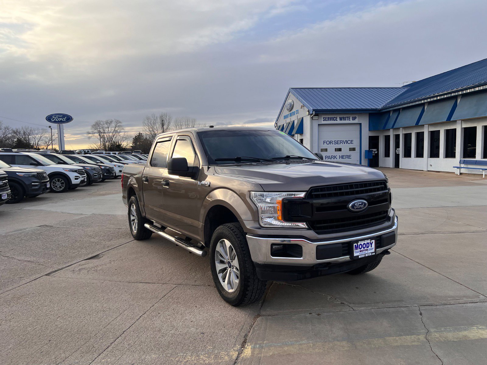 Used 2018 Ford F-150 XLT with VIN 1FTEW1EB5JKE49345 for sale in Niobrara, NE