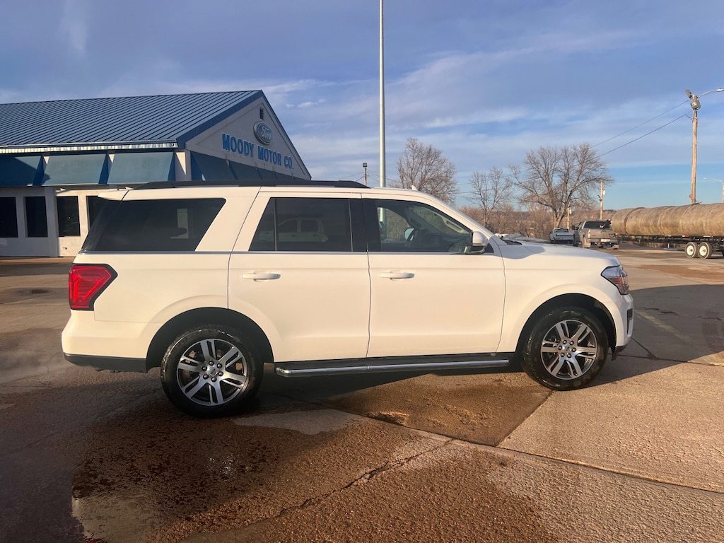 Used 2022 Ford Expedition XLT SUV