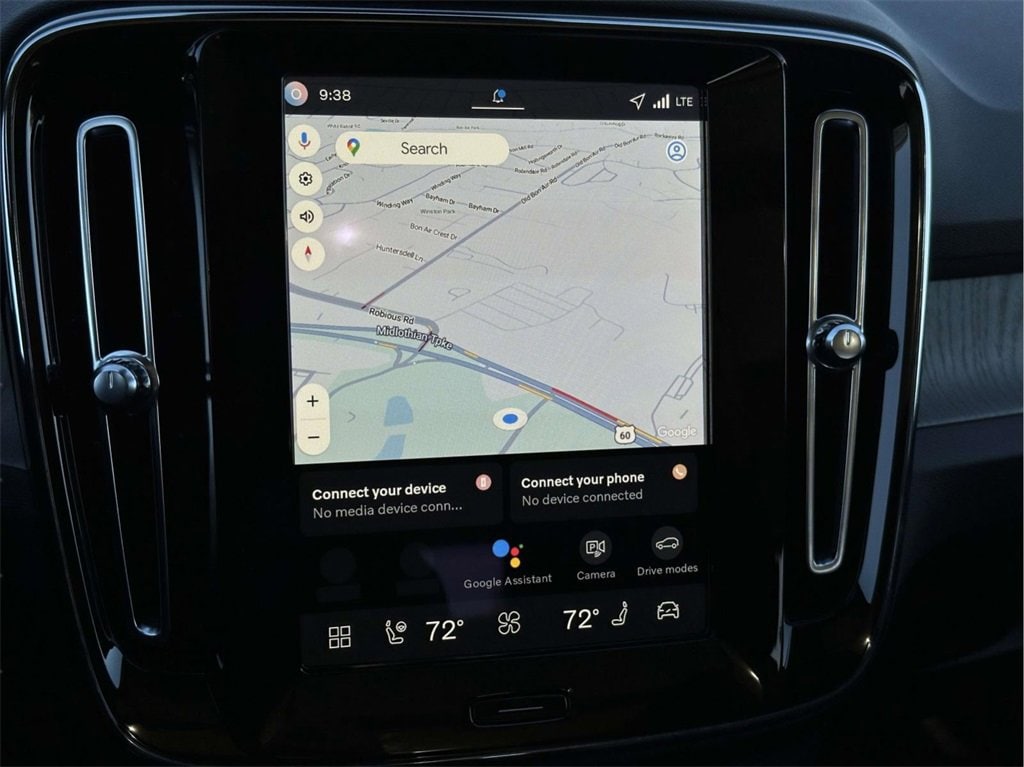 New 2026 Volvo XC40 B4 Core SUV