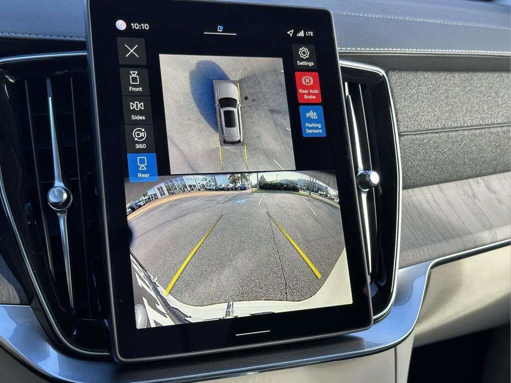 New 2026 Volvo XC90 B6 Ultra Dark Theme 7-Seater SUV