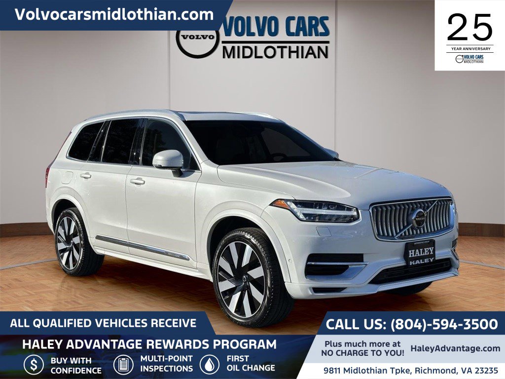 2024 Volvo XC90 Plus's photo