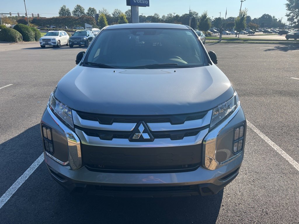 2024 Mitsubishi Outlander Sport SE photo 2
